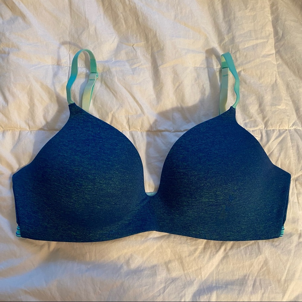 Victoria’s Secret No-Wire Bra